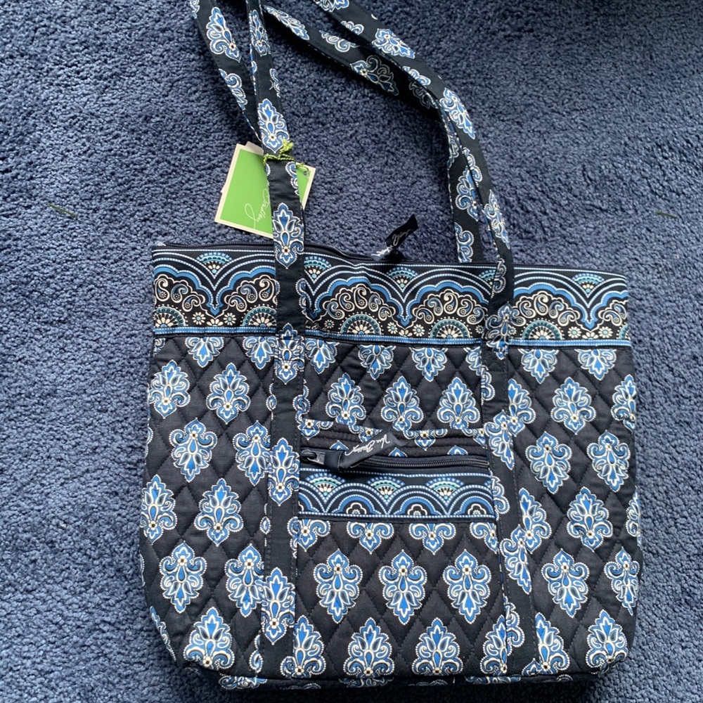 Vera Bradley Villager Calypso Bag